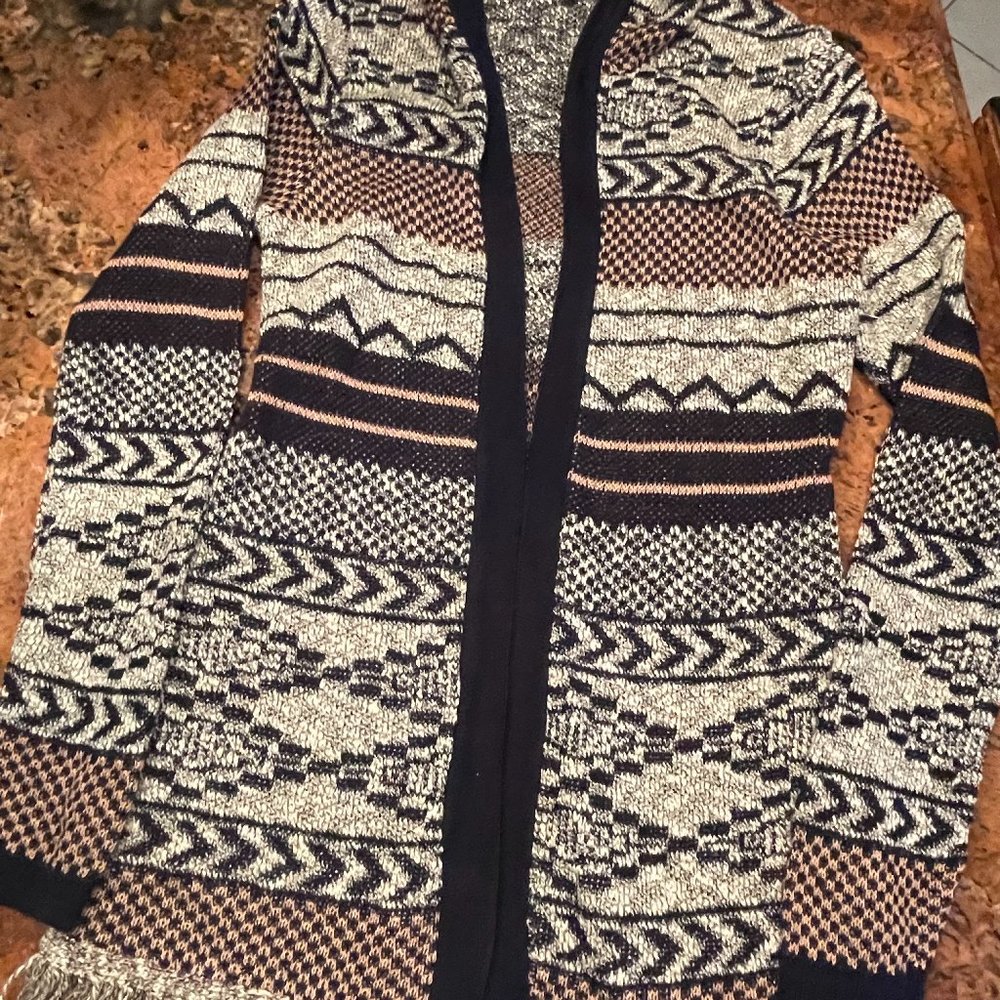 Say What? Hooded sweater with fringe. Size: Youth Large